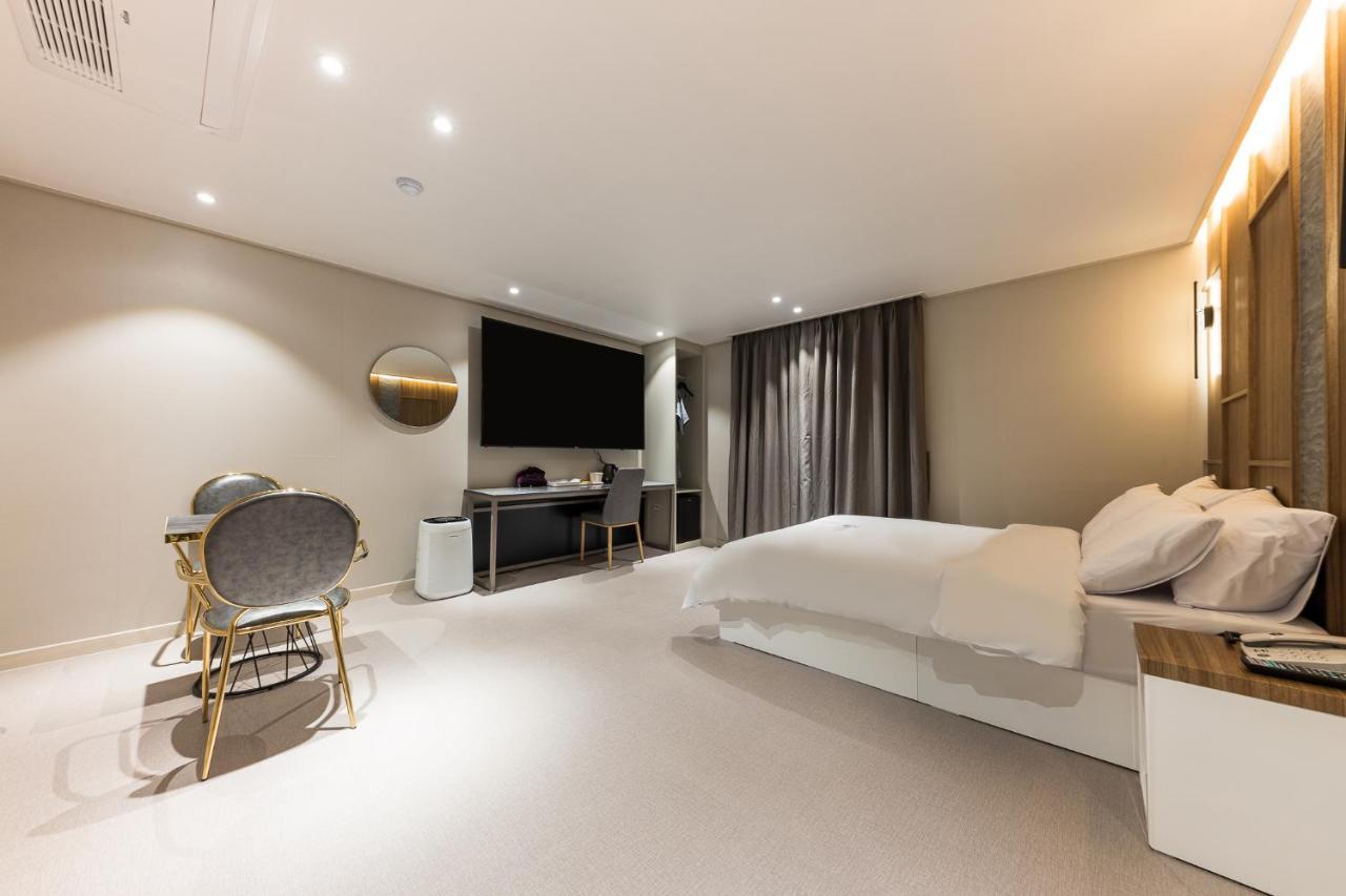 Hotel Lium Cheonan Eksteriør bilde