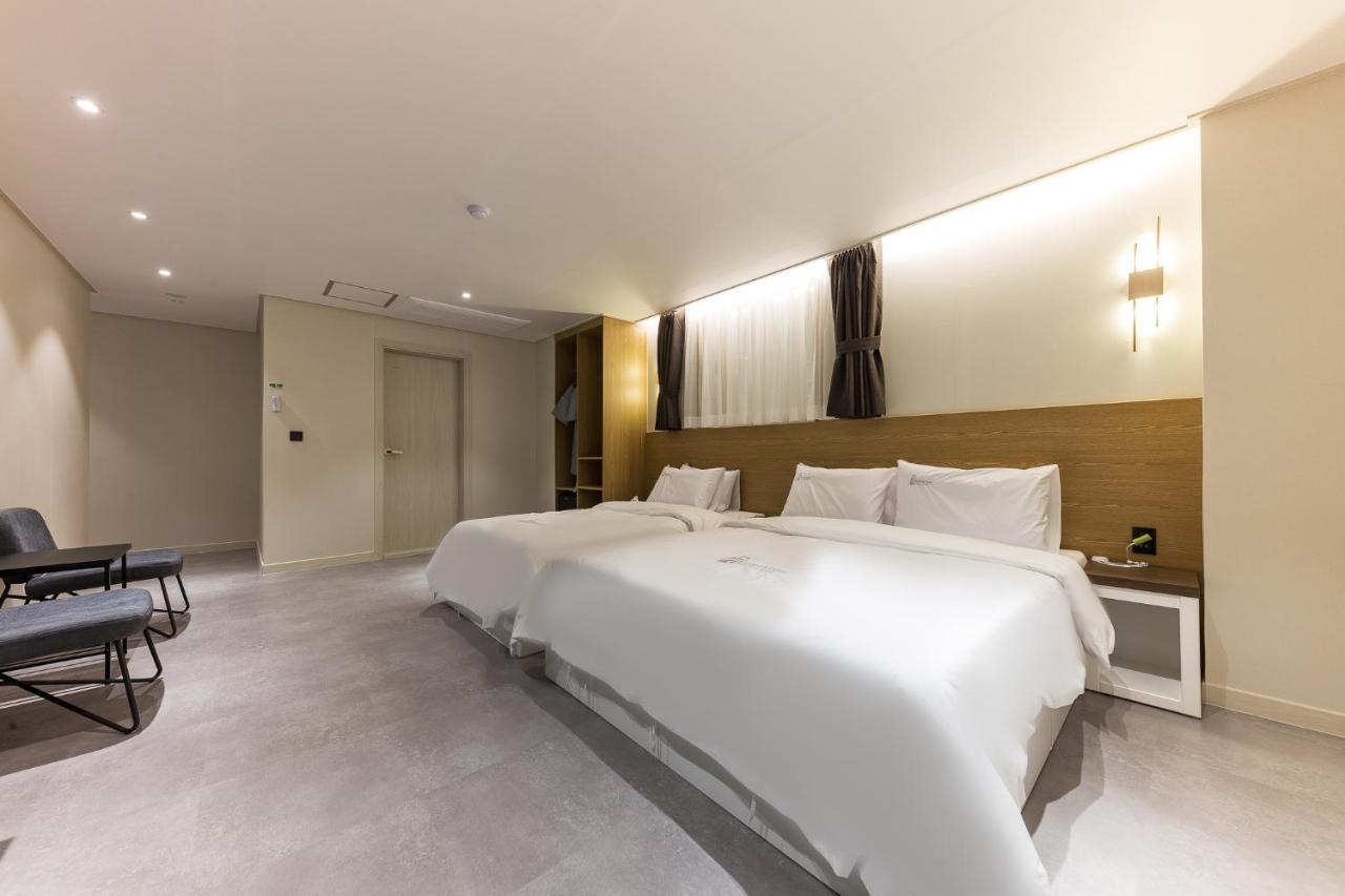 Hotel Lium Cheonan Eksteriør bilde