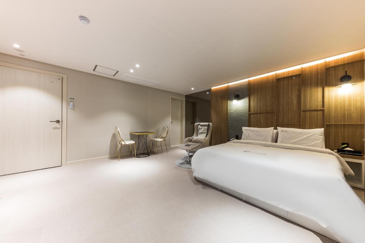 Hotel Lium Cheonan Eksteriør bilde